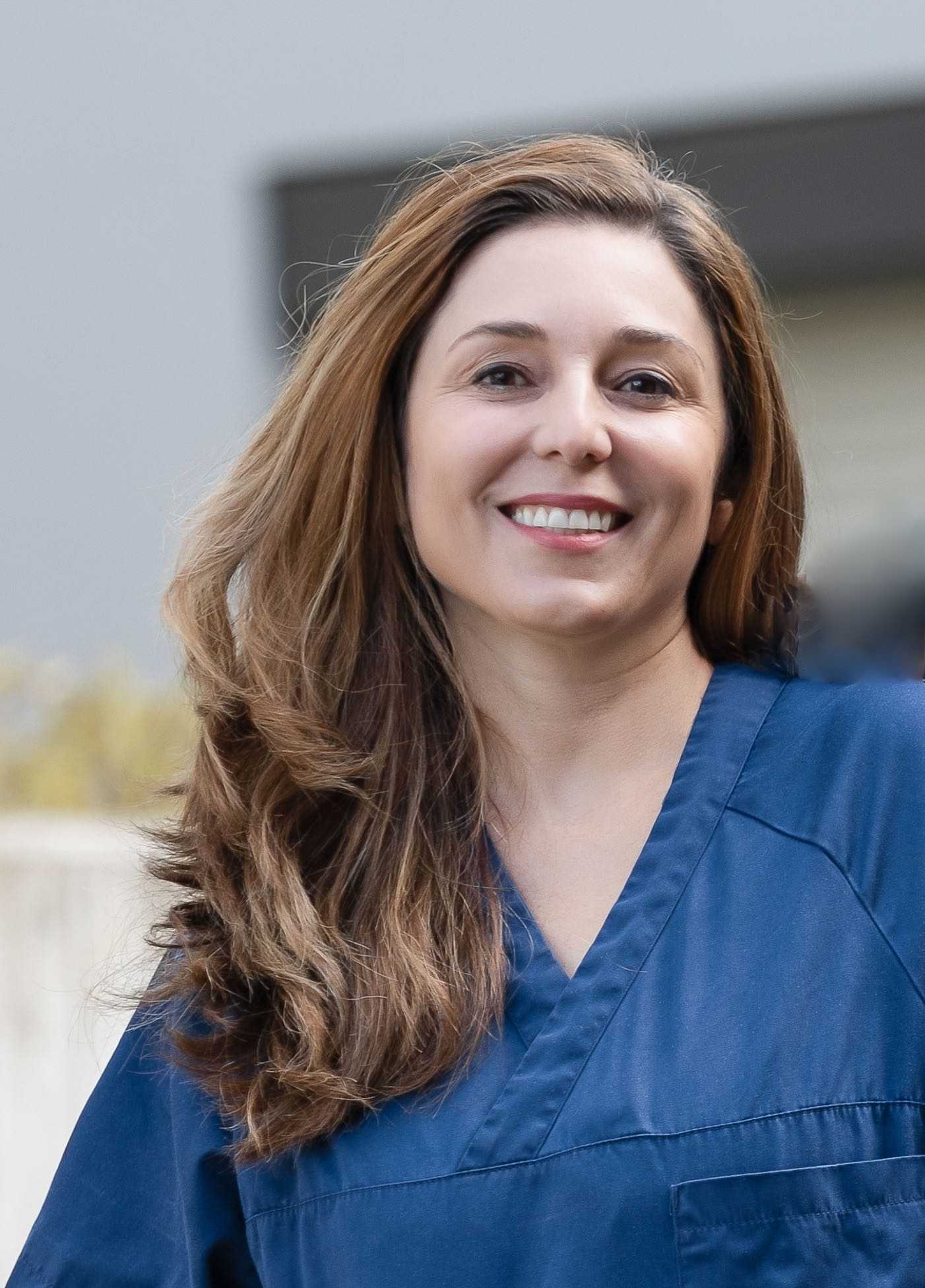 Dr. Henrieta Slyskova